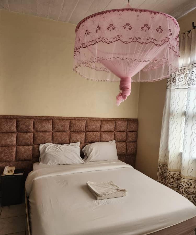 Heartland Hotel Kigali Buitenkant foto