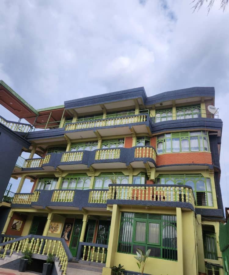 Heartland Hotel Kigali Buitenkant foto